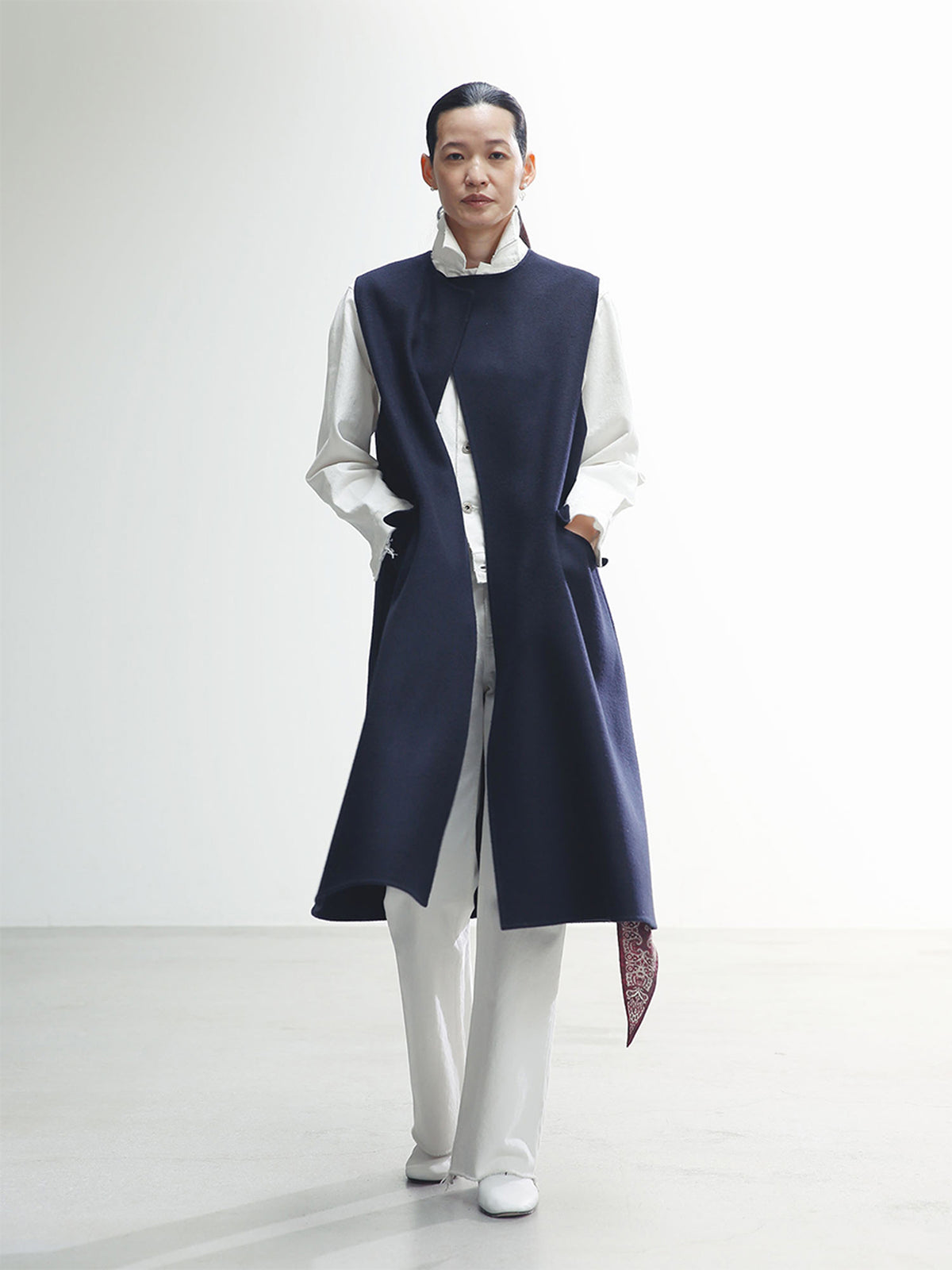RV SLEEVELESS COAT