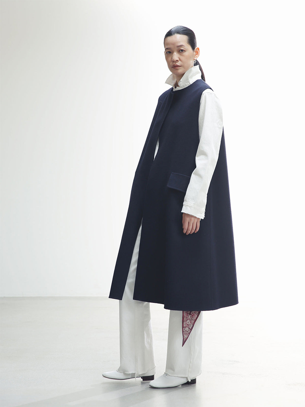 RV SLEEVELESS COAT