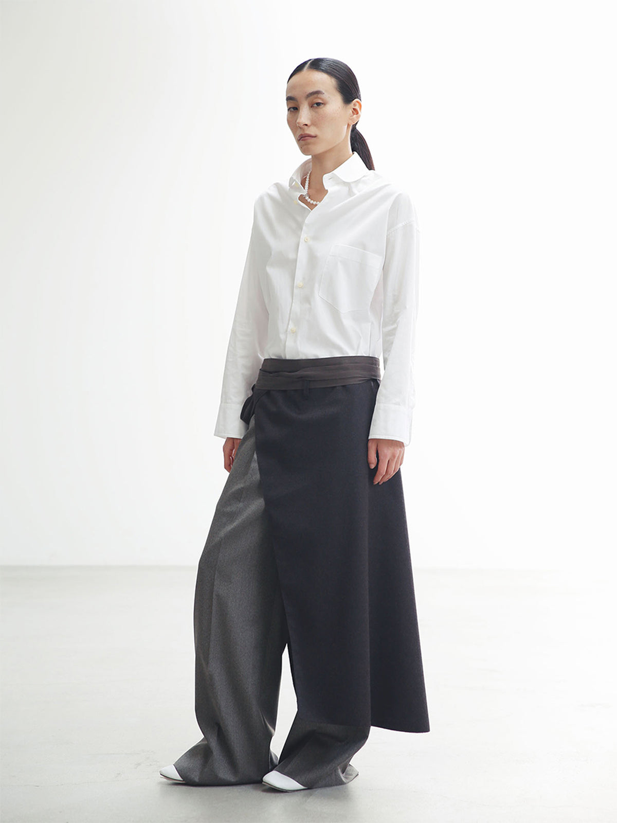 WIDE TUCK PT HERRINGBONE