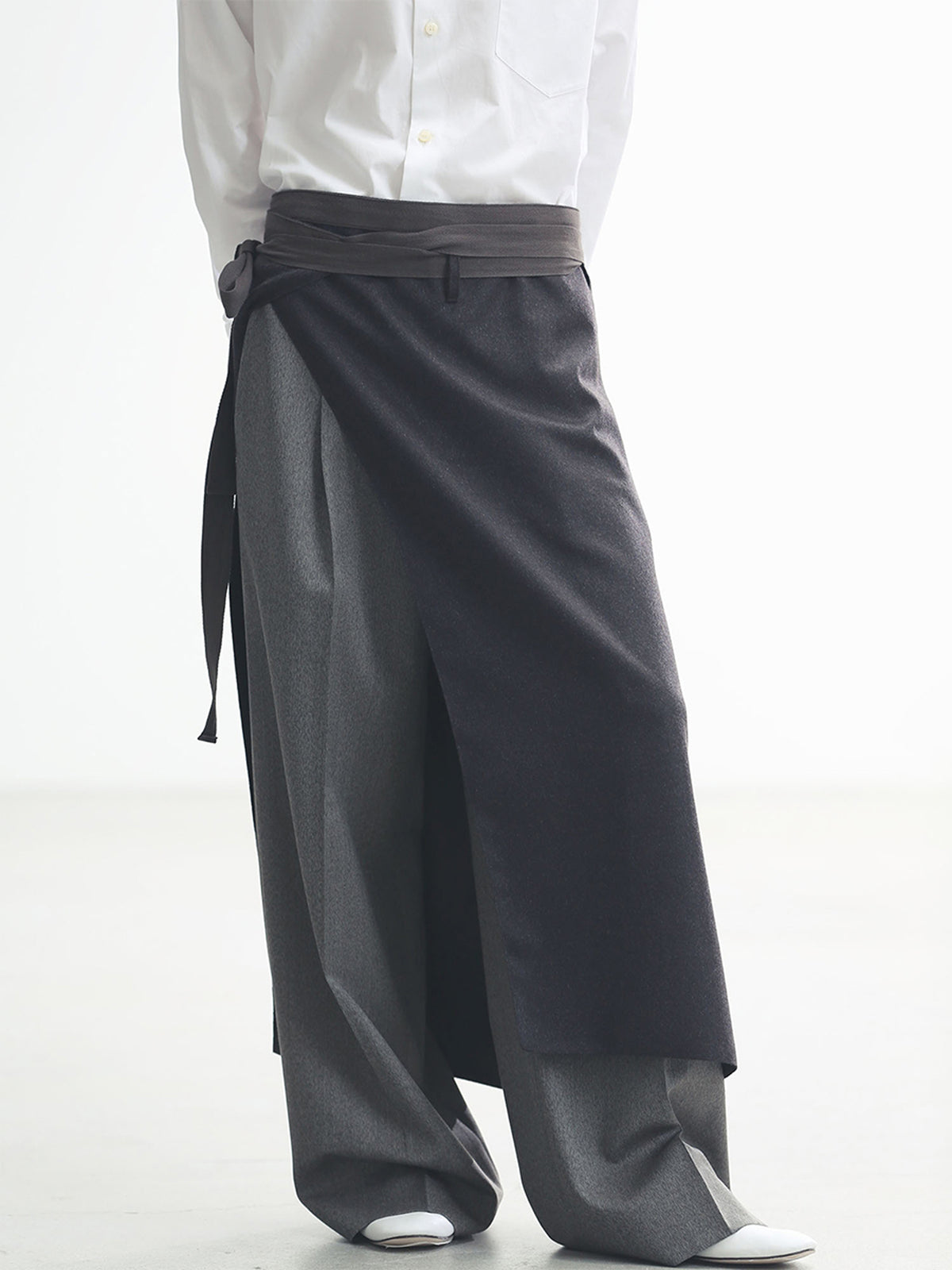 WIDE TUCK PT HERRINGBONE