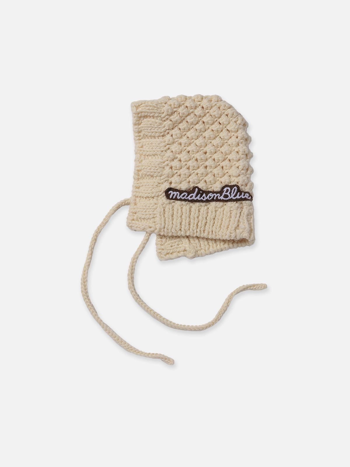 BONNET EN TRICOT FAIT MAIN