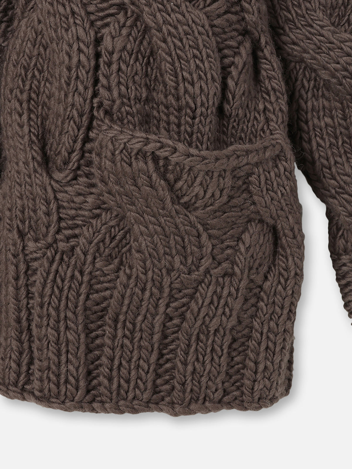GILET-CHÂLE EN MAILLE CÂBLÉE FAIT MAIN