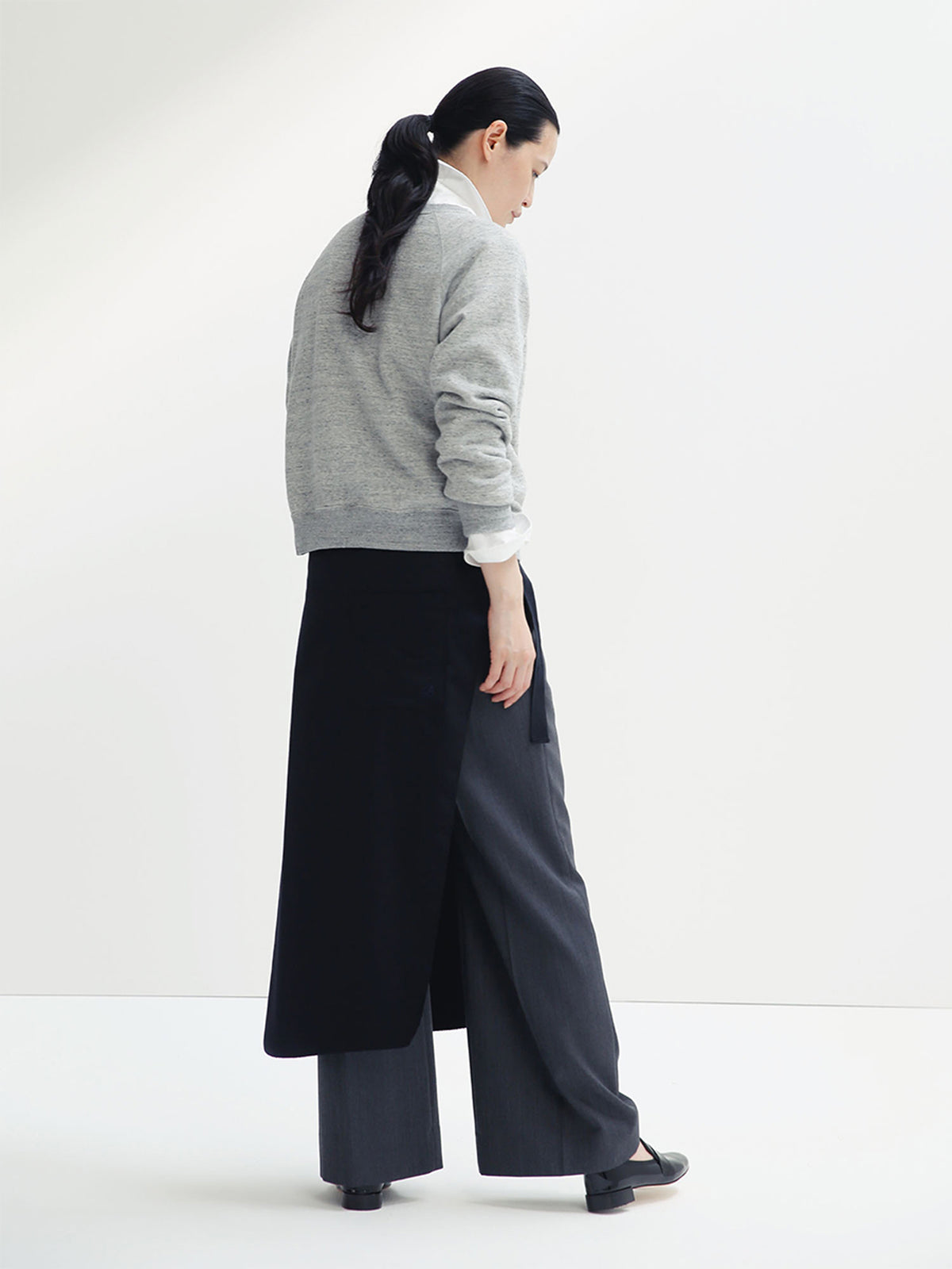 WIDE TUCK PT HERRINGBONE